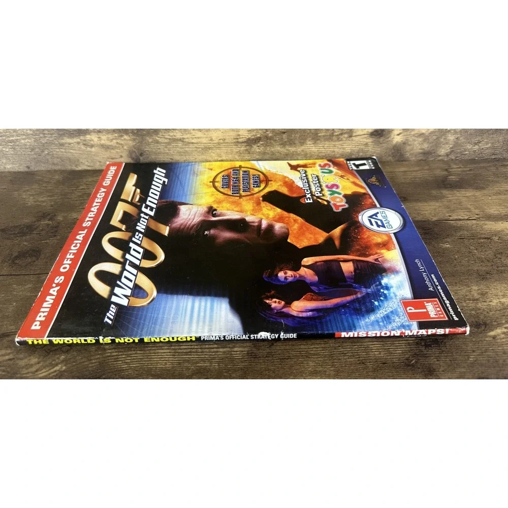 The World Is Not Enough 007 Prima Official Strategy Guide N64 PSX EA No Poster